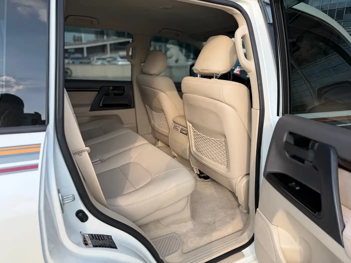  Toyota Land Cruiser (Import) 12