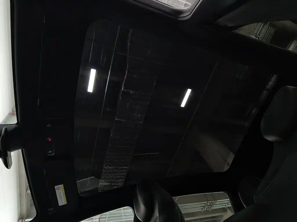 Tesla Model Y L 2025 2025 Facelift Long Range AWD