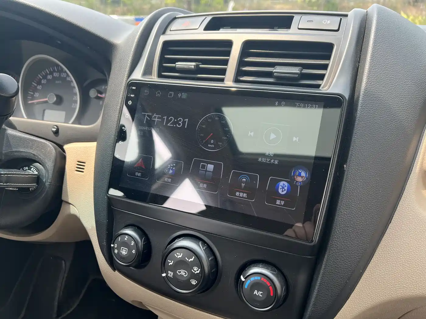 Kia Sportage 2013 2.0L Automatic 2WD GL фото 14