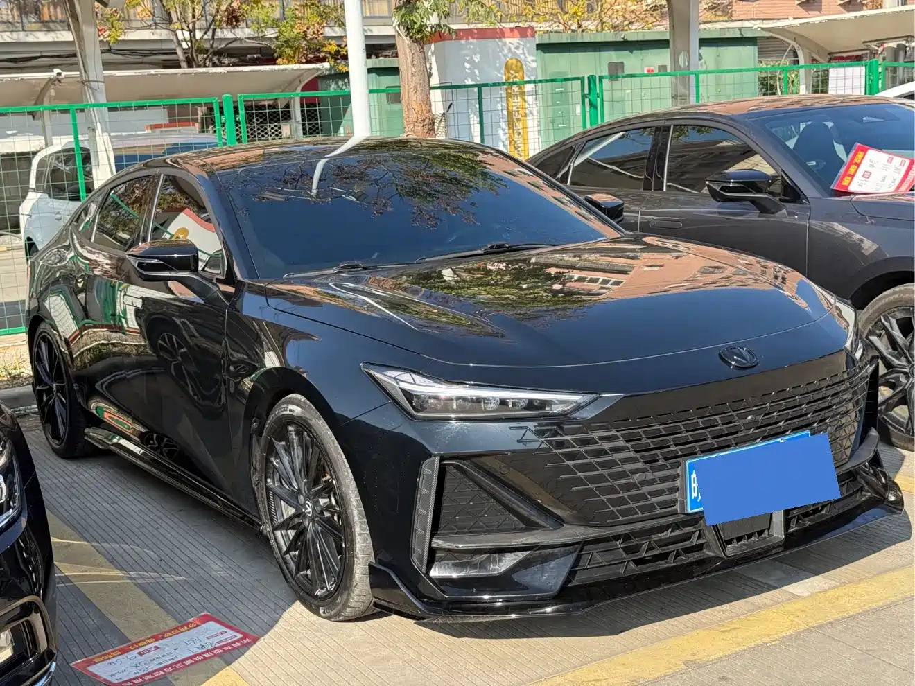 CHANGAN UNI-V