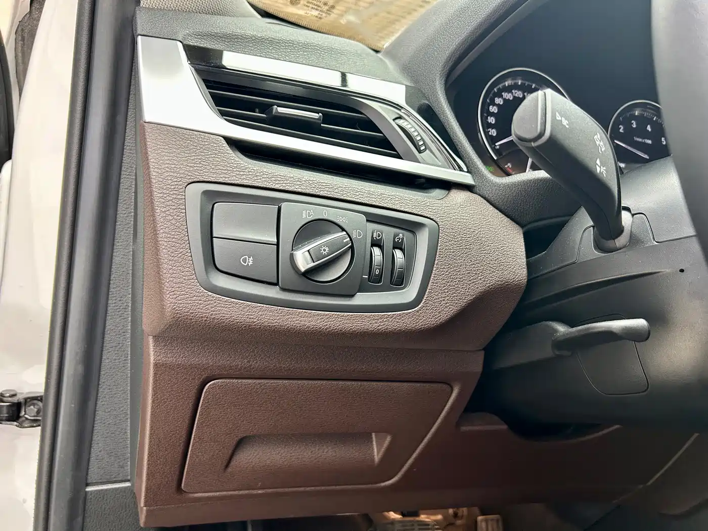 BMW X1 2022 sDrive20Li Fashion фото 22