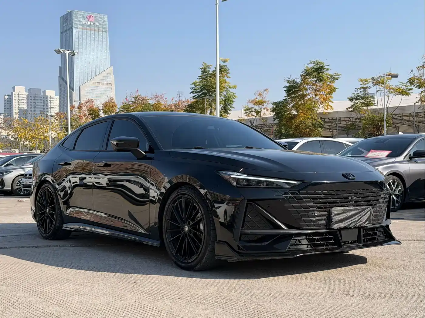 CHANGAN UNI-V
