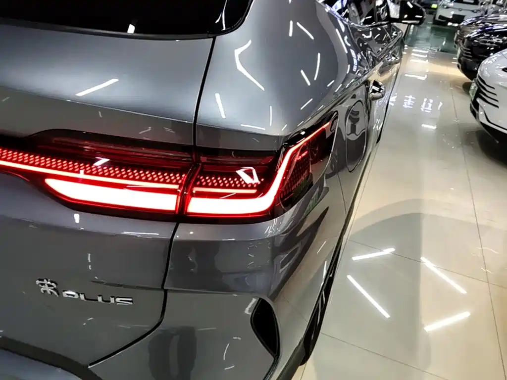 BYD Song PLUS PHEV 2025 DM-i 112KM Honor фото 8
