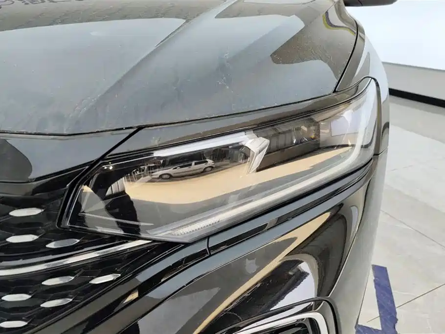 Volkswagen Passat 2023 Facelift 330TSI Starlight Elite Edition фото 5
