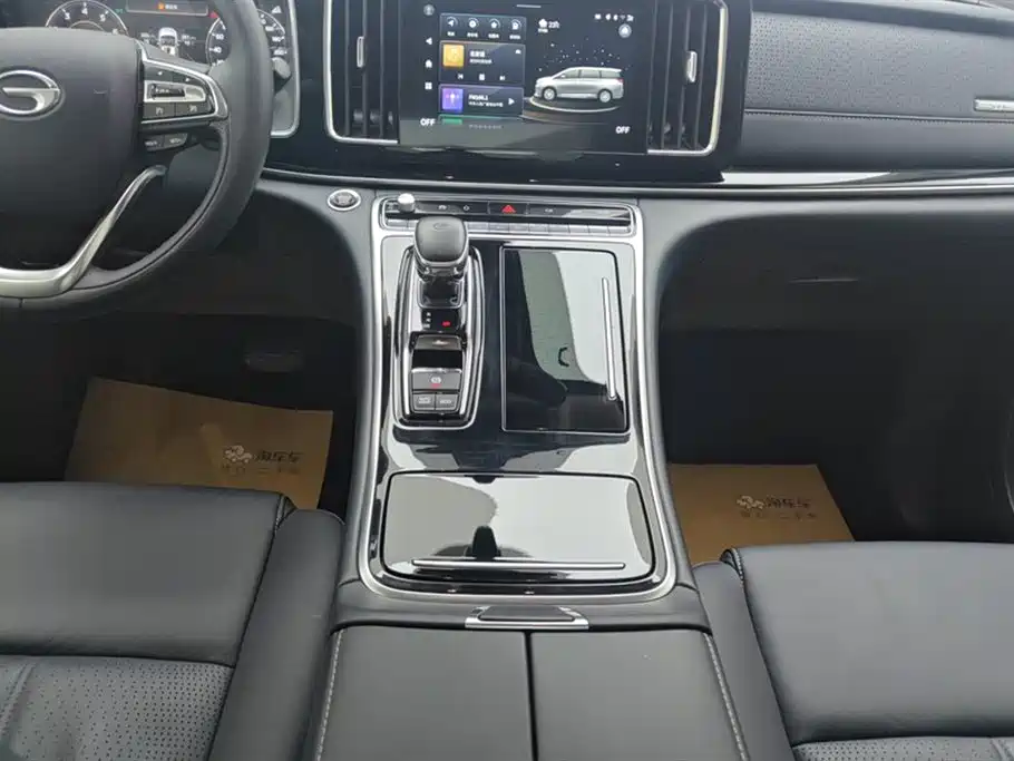 GAC Trumpchi Trumpchi M8 2021 Leading Show Series 390T Ultimate Edition фото 16