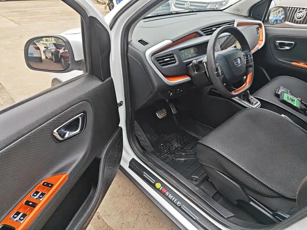 Geely Yuanjing X1 2018 2017 1.3L Auto Fun Edition