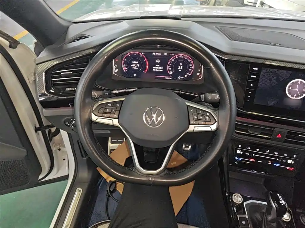 Volkswagen Tayron X 2020 380TSI 4WD Premium Smart Connect фото 11