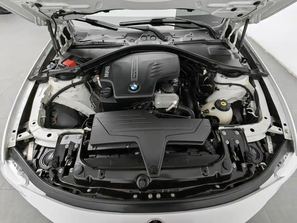 Фото 6 - BMW 3 Series