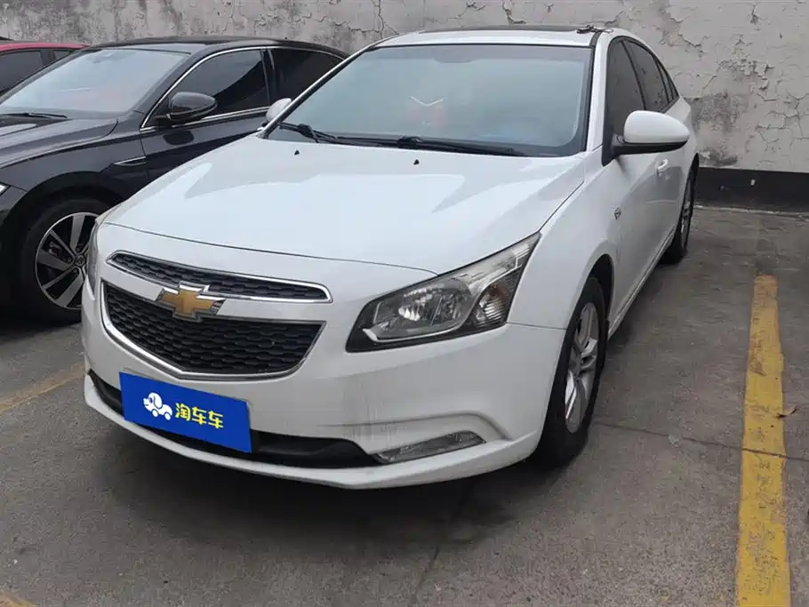 Chevrolet Cruze 2015 1.5L Classic SE AT