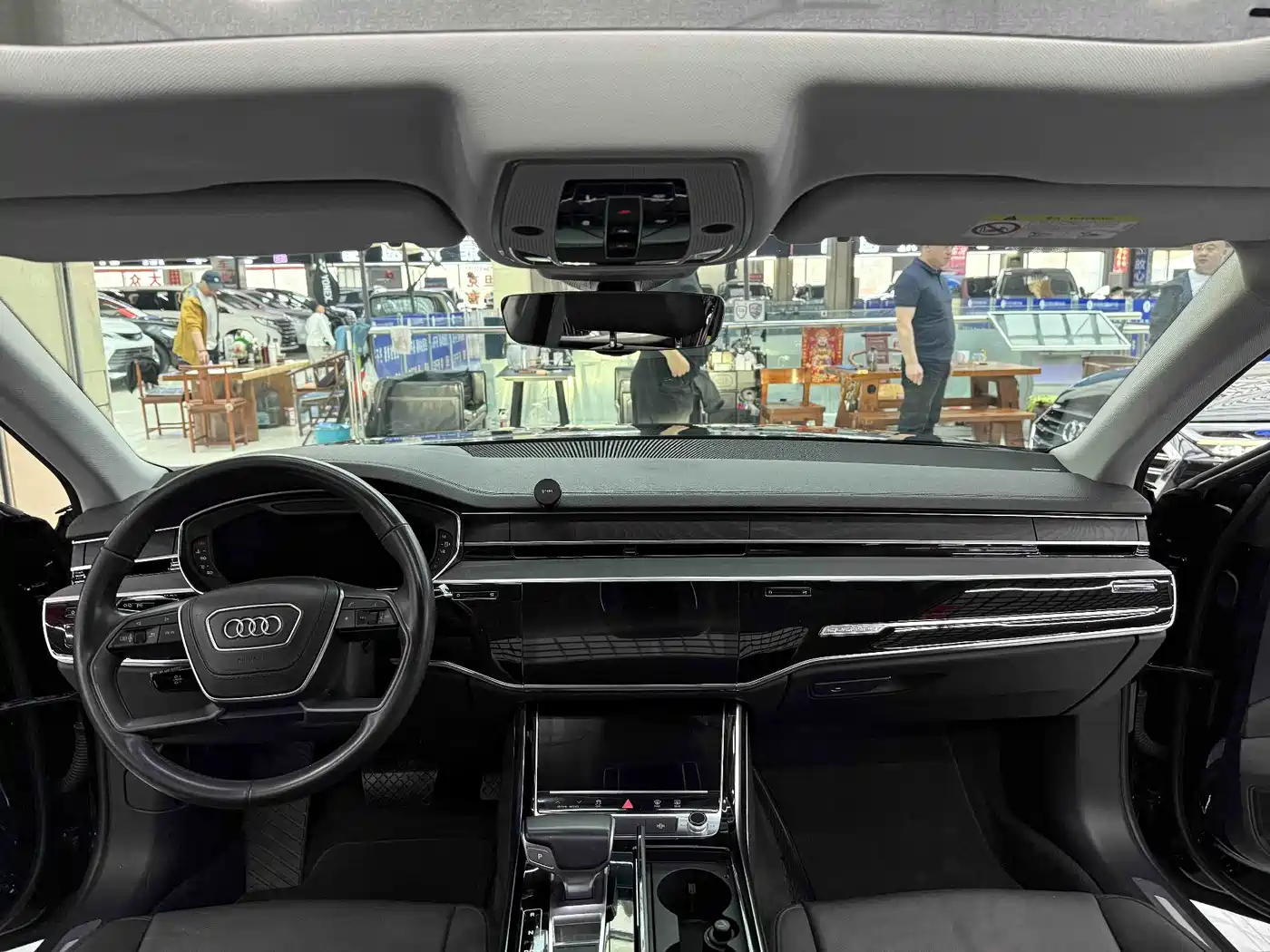 Audi A8 2018 A8L 55 TFSI quattro Launch Elite фото 5