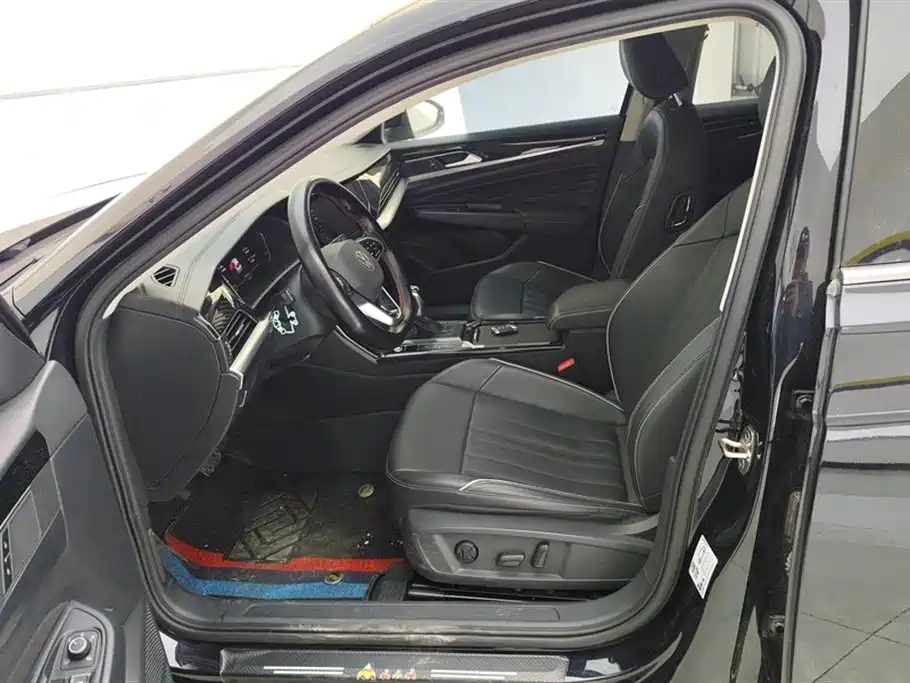Volkswagen Passat 2023 Facelift 330TSI Starlight Elite Edition фото 9