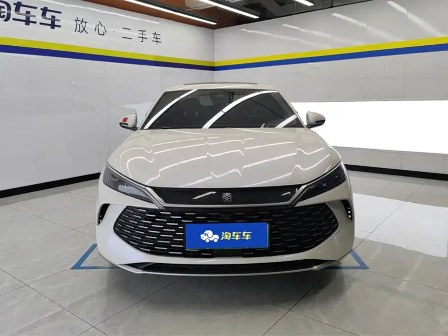 BYD Qin L 2024 DM-i 120KM Superior Edition фото 2