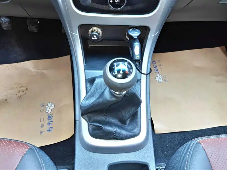 BYD F3 2015 Energy-saving Edition 1.5L Manual Comfort фото 16