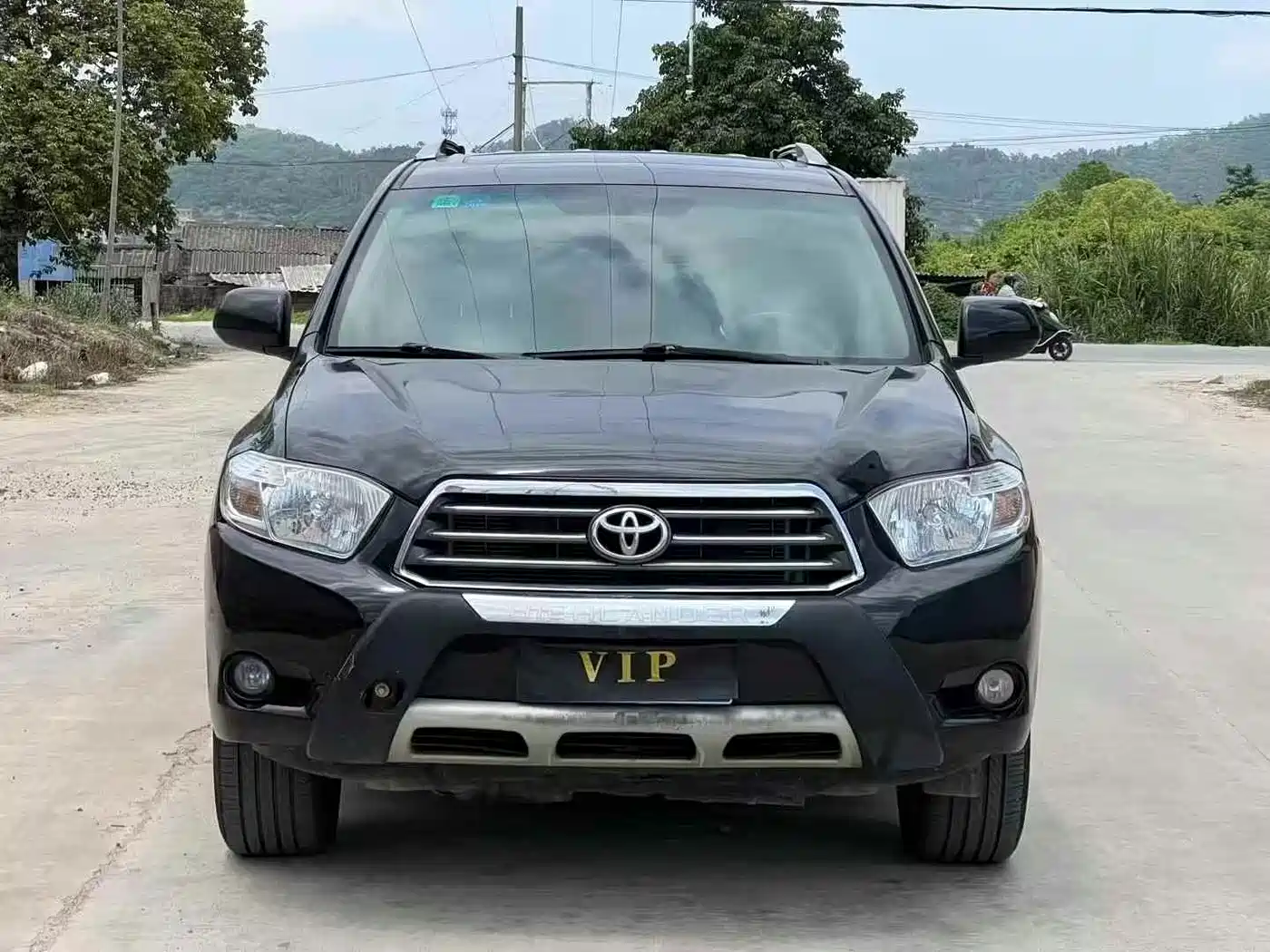 Photo 2 - Toyota Highlander