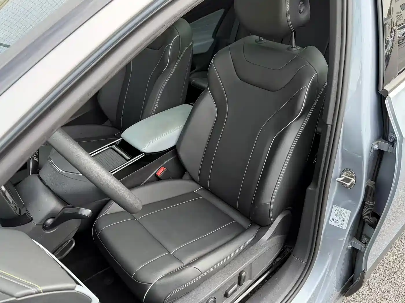 Photo 6 - Volkswagen ID.4 X