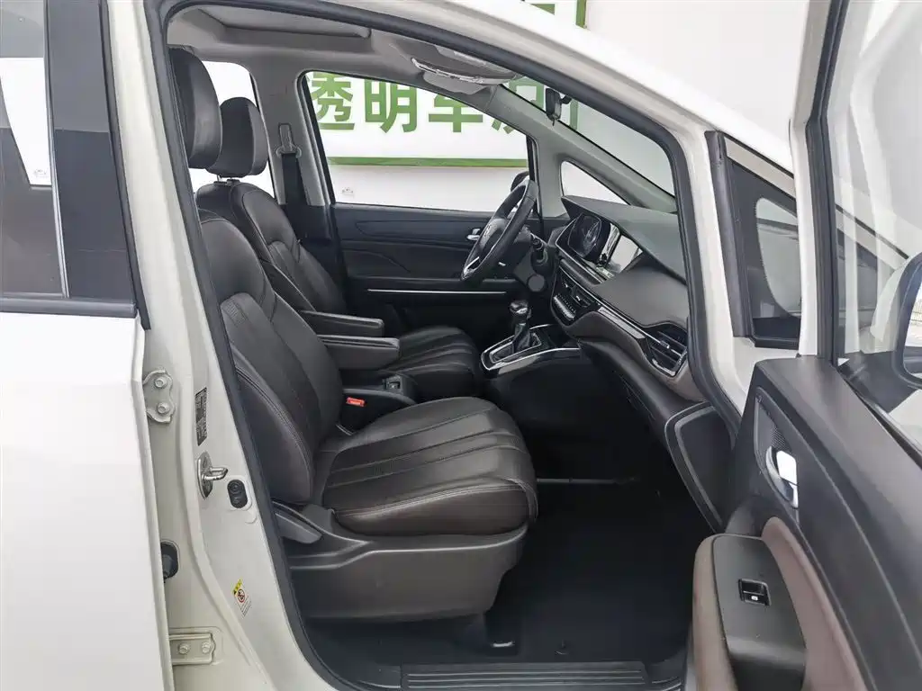 GAC Trumpchi Trumpchi M6 2019 270T Automatic Luxury (6-seater) China V фото 23