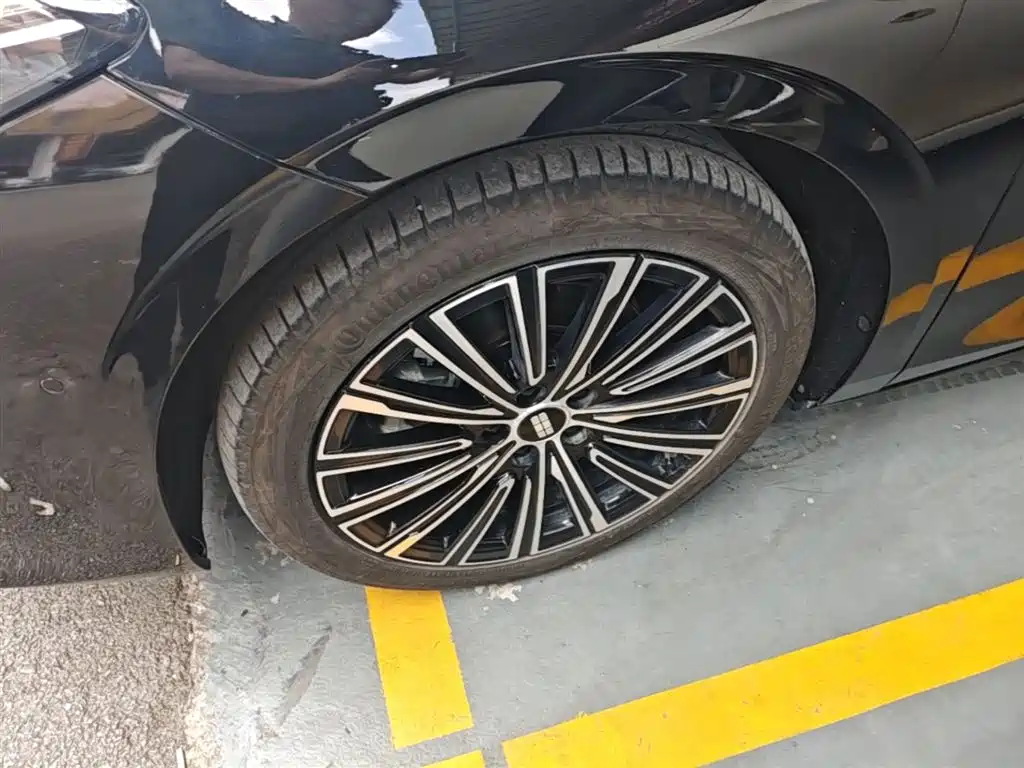 Geely Galaxy Galaxy A7 2025 EM-i фото 23