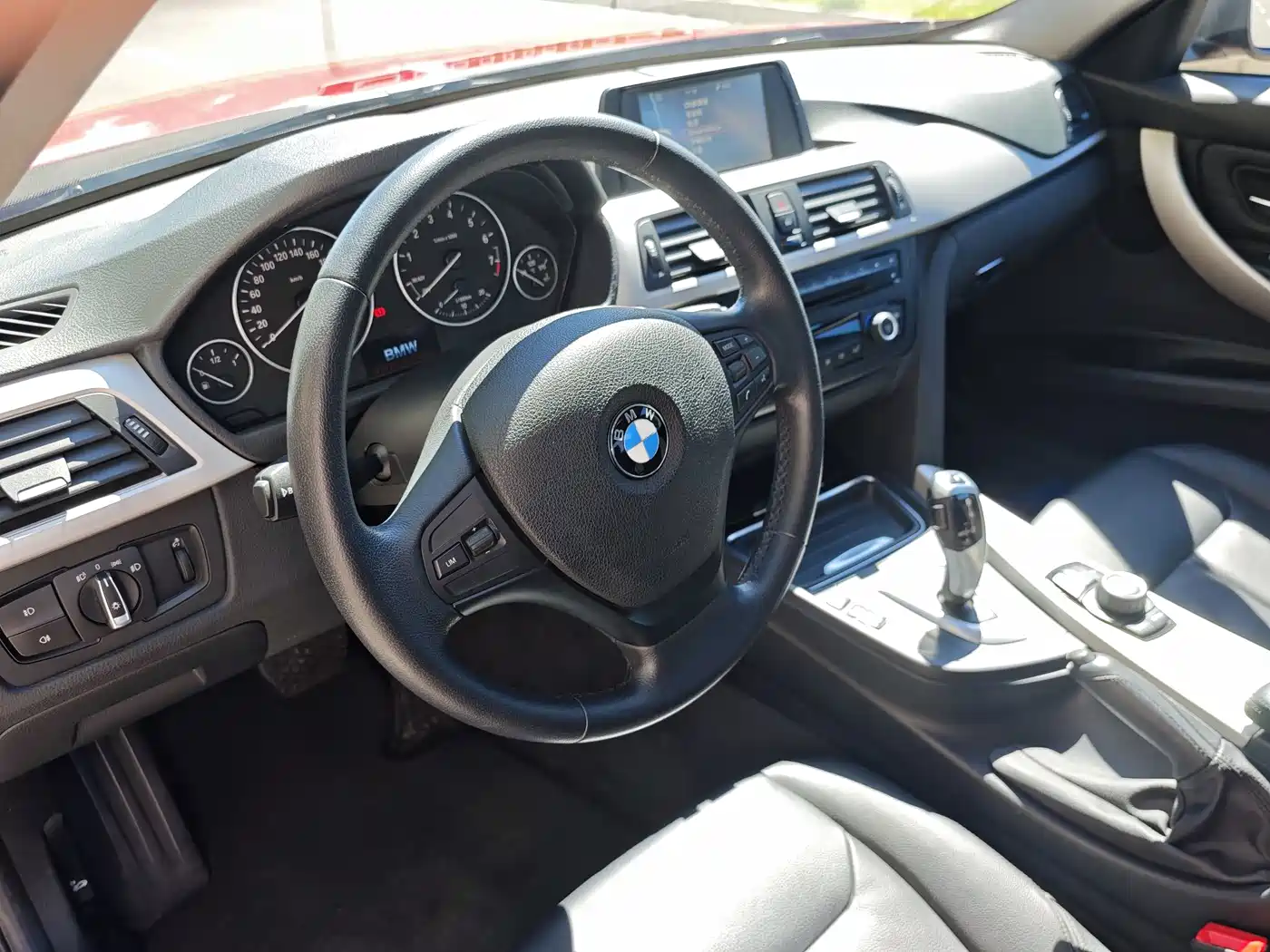 Фото 25 - BMW 3 Series