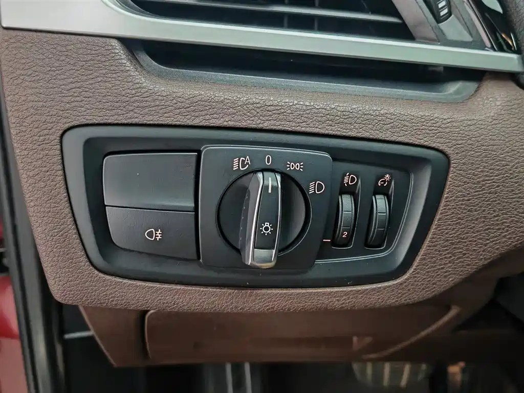 BMW X1 2021 sDrive20Li Fashion фото 21