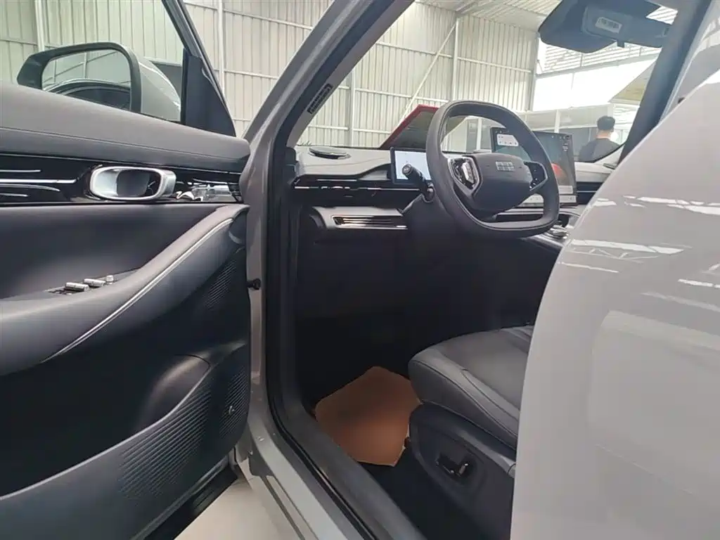 Geely Galaxy Galaxy E5 2026 530km Voyager Edition фото 16