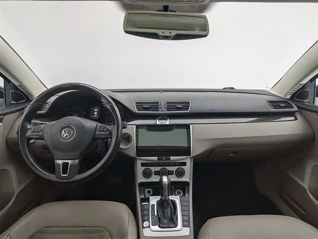 Volkswagen Magotan 2013 2.0TSI Ultimate фото 5