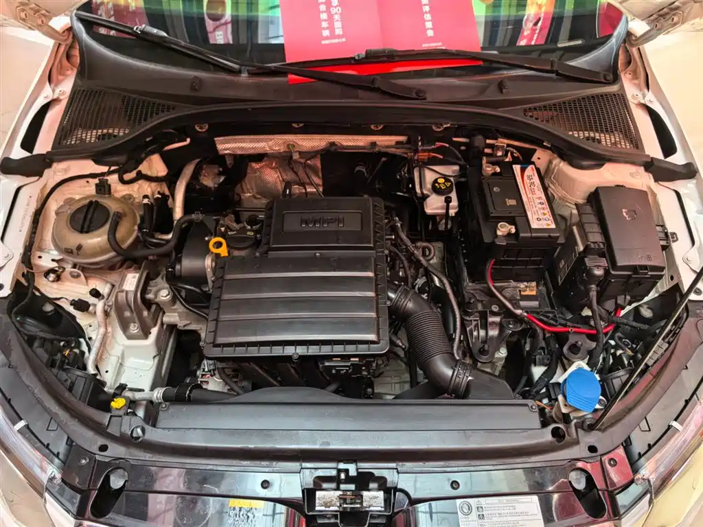 Škoda Octavia 2016 1.6L Automatic Smart Edition фото 22