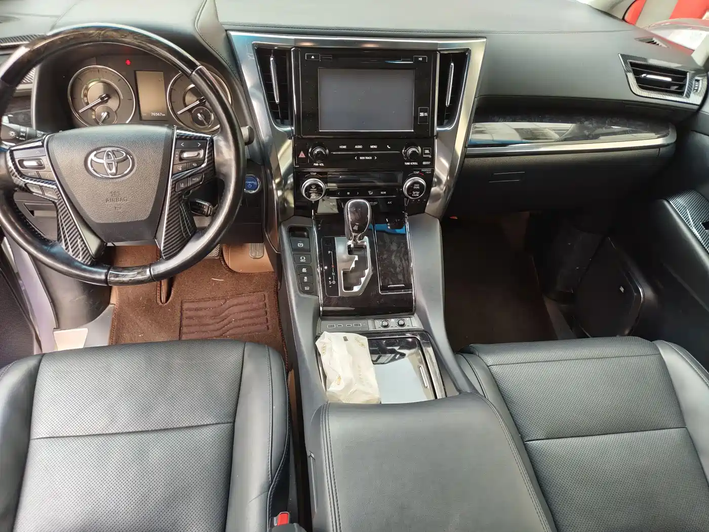 Toyota Vellfire 2019 Hybrid 2.5L HV Luxury Edition фото 8