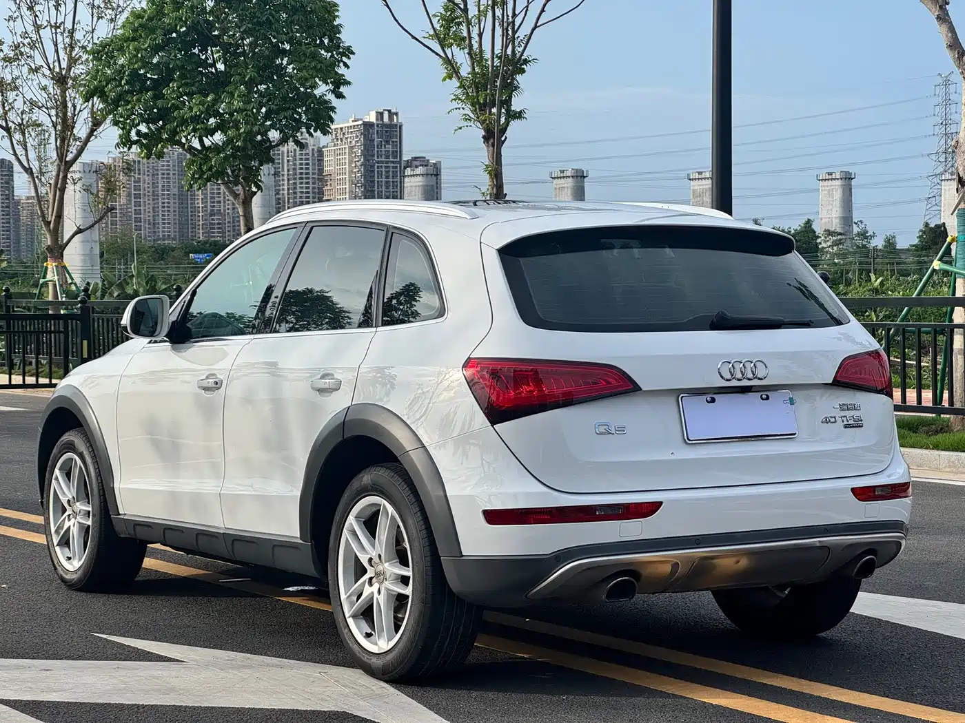 Audi Q5 2017 Plus 40 TFSI Technology фото 10