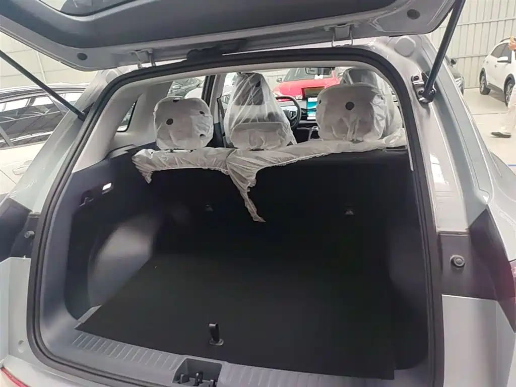 Geely Galaxy Galaxy E5 2026 530km Voyager Edition фото 19