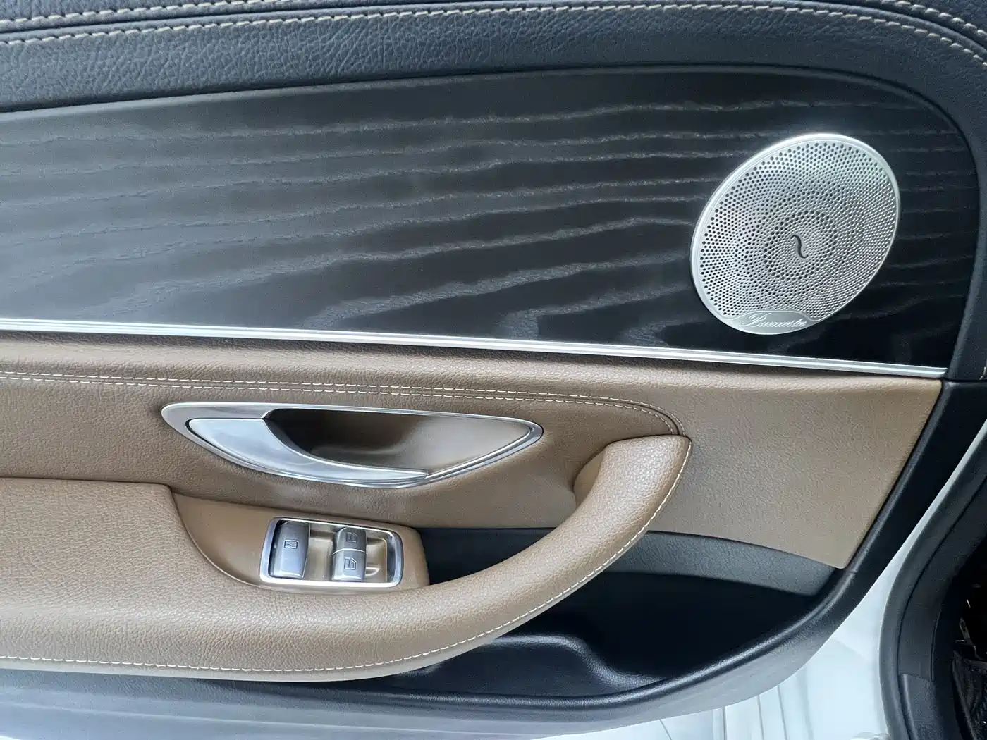 Mercedes-Benz E-Class 2021 E 300 L Sport Fashion фото 18