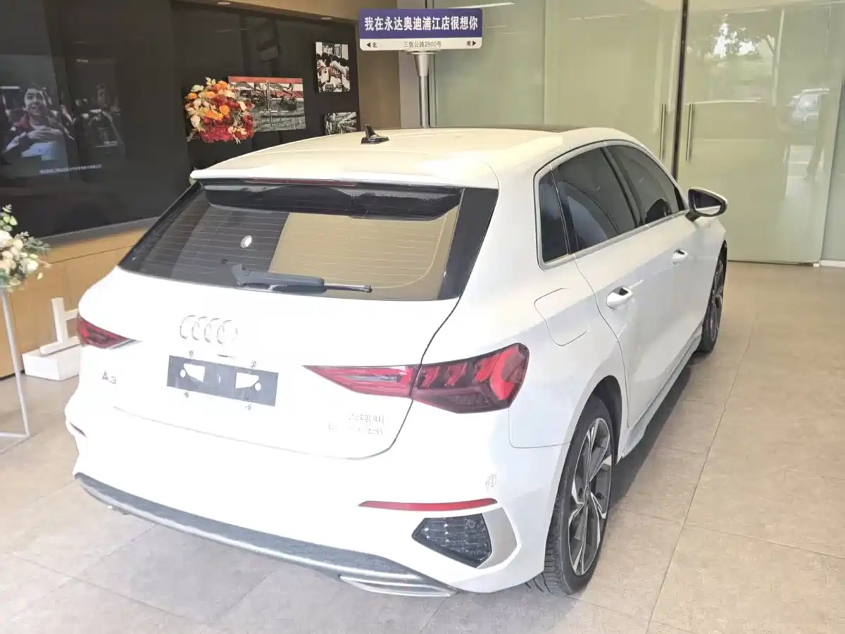 Audi A3 2022 Sportback 35 TFSI Luxury Sport фото 12