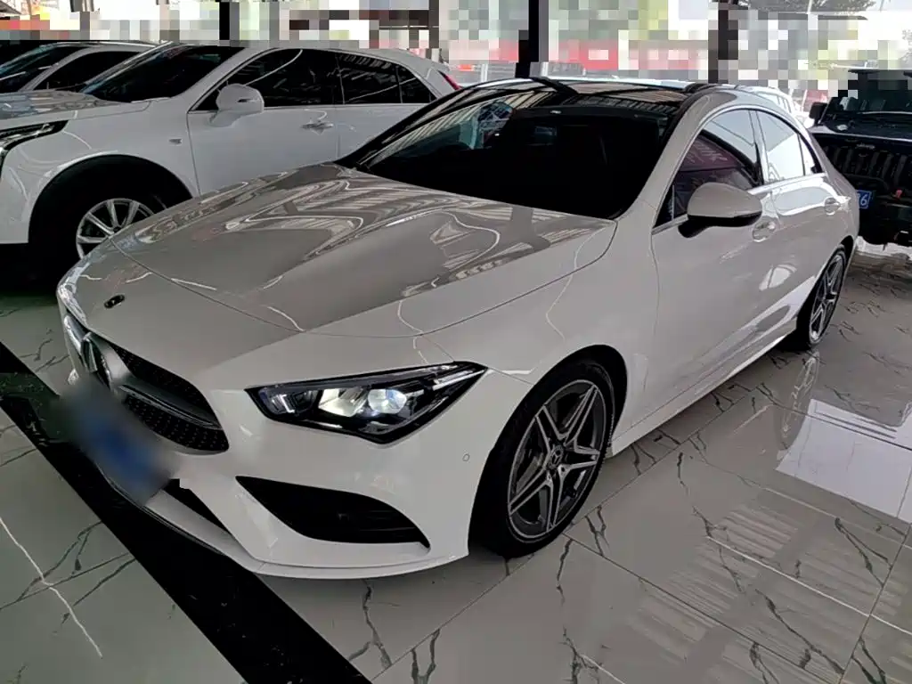 Photo 2 - Mercedes-Benz CLA (Import)