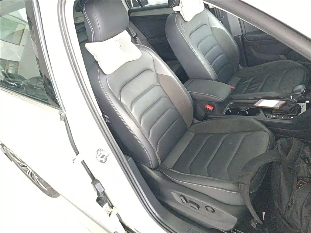 Volkswagen Tiguan L 2019 330TSI Automatic 2WD Panorama Comfort Edition China VI фото 20