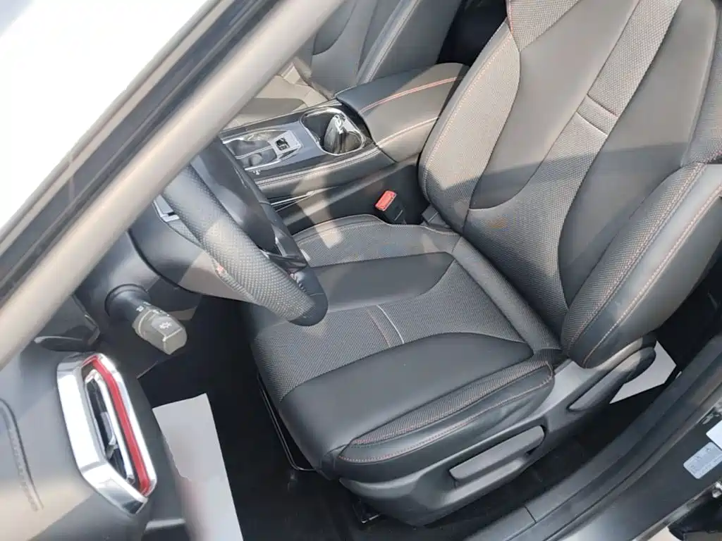 Changan Oshan Changan Oushang X5 2021 2021 1.6L CVT Premium