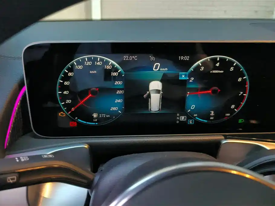 Mercedes-Benz GLB 2020 Facelift GLB 200 Style фото 14