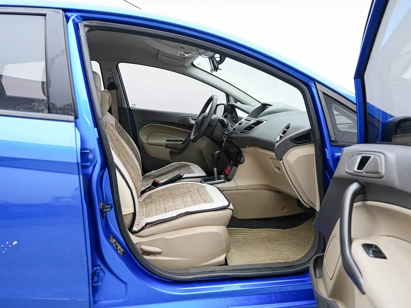 Ford Fiesta 2012 2011 Hatchback 1.5L Automatic Fashion