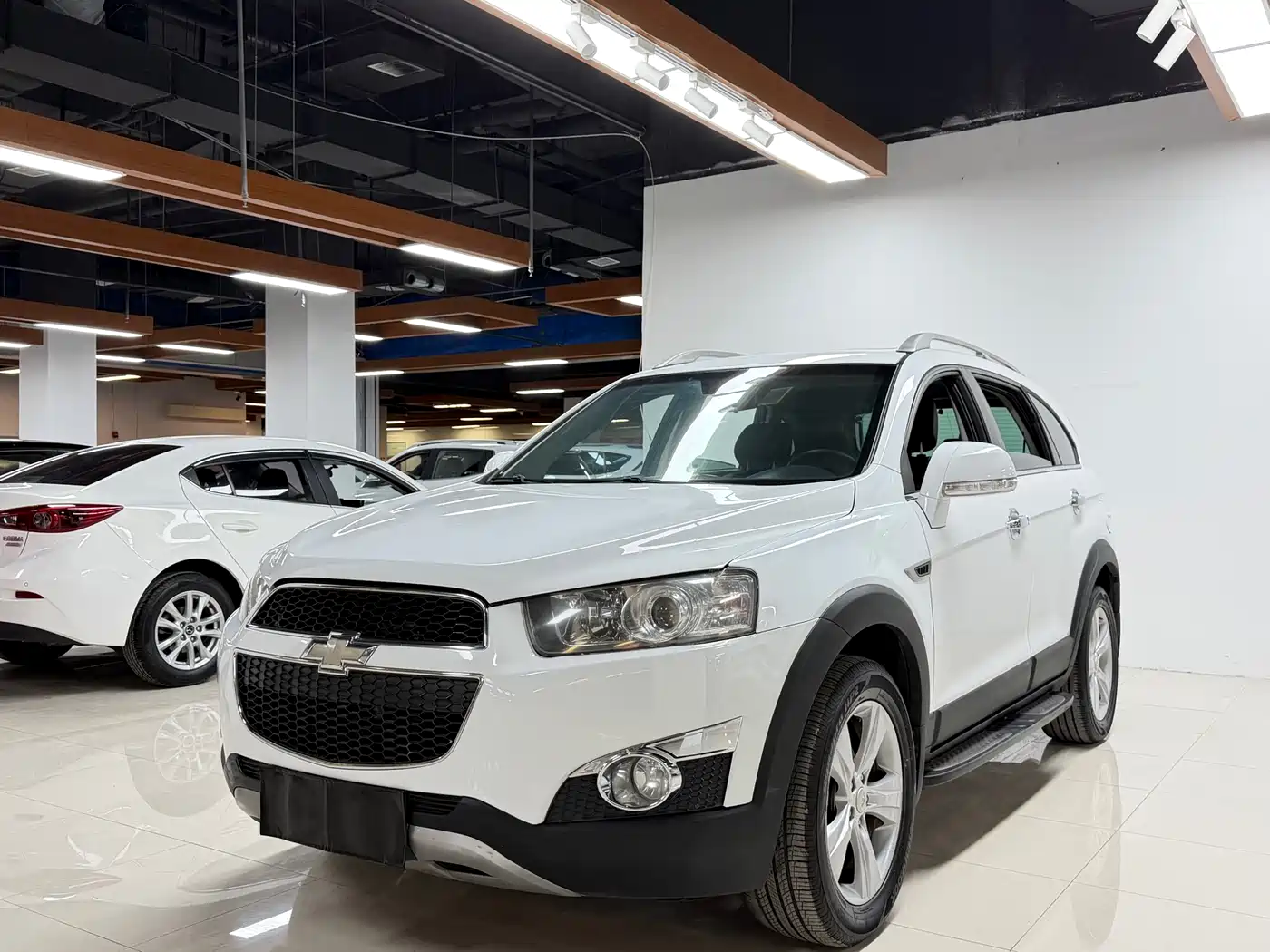 Chevrolet Captiva 2012 2.4L 4WD Flagship Edition 7-Seater