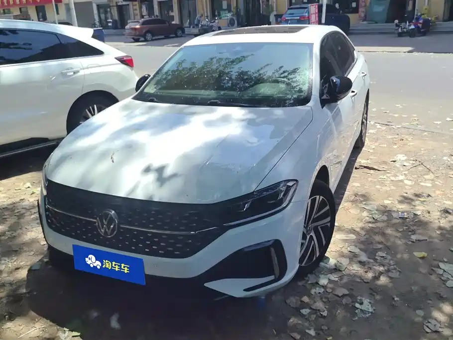 Volkswagen Lavida 2024 Model 300TSI DSG Starlight Leading Edition