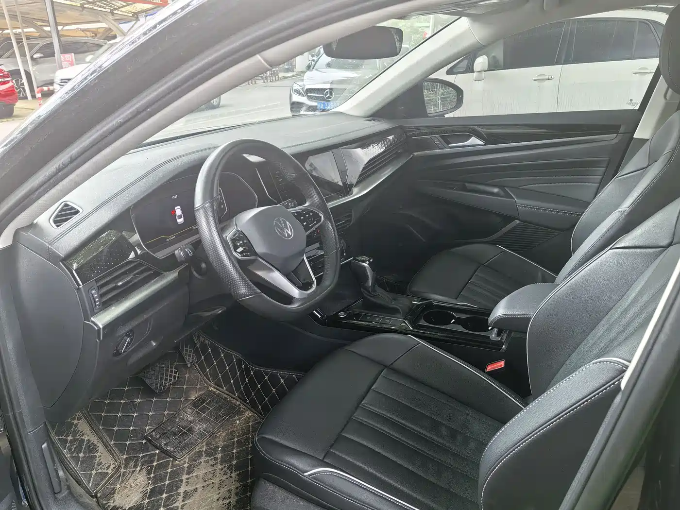 Volkswagen Passat 2023 330TSI Elite Edition фото 6