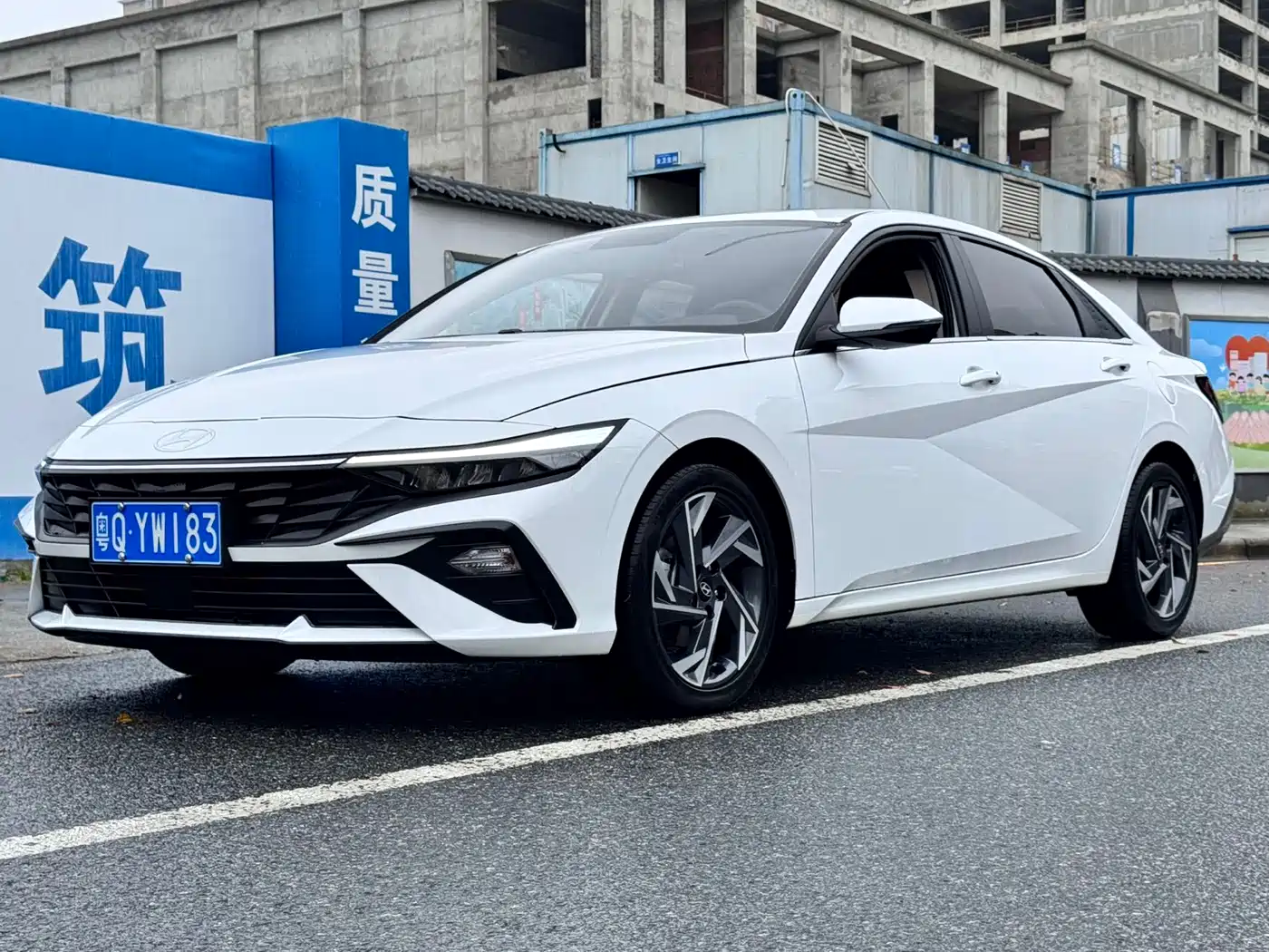 Hyundai Elantra 2023 1.5L CVT GLX Elite Edition