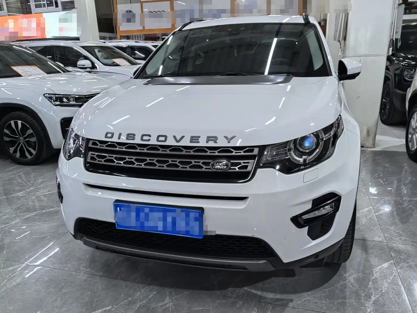 Land Rover Discovery Sport 2019 240PS SE Edition China V фото 2