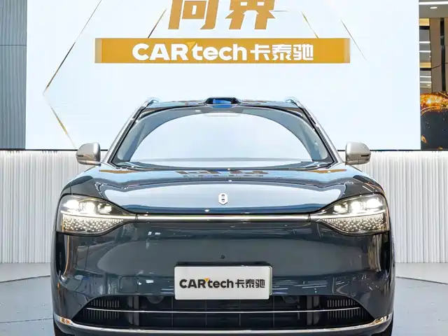 AITO Wenjie AITO M9 2025