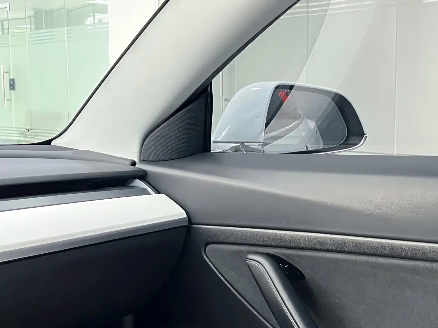 Tesla Model 3 (Import) 2020 2019 Performance High-Efficiency All-Wheel Drive Version