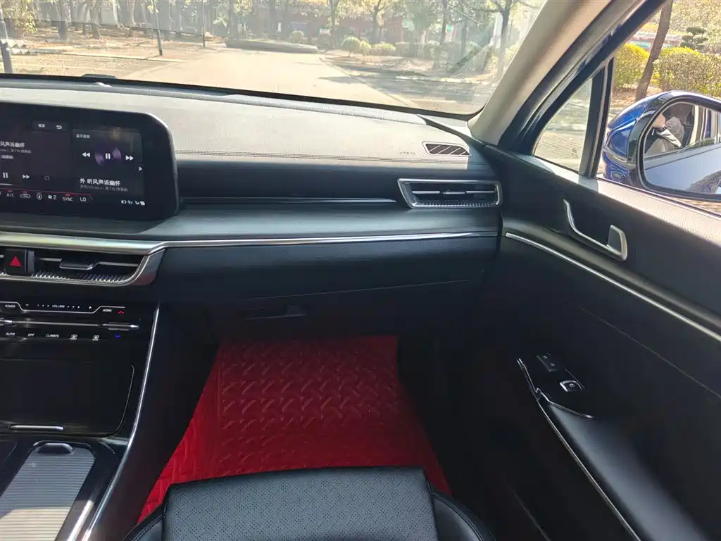 Kia K5 2020 270T CVVD Luxury Edition фото 19
