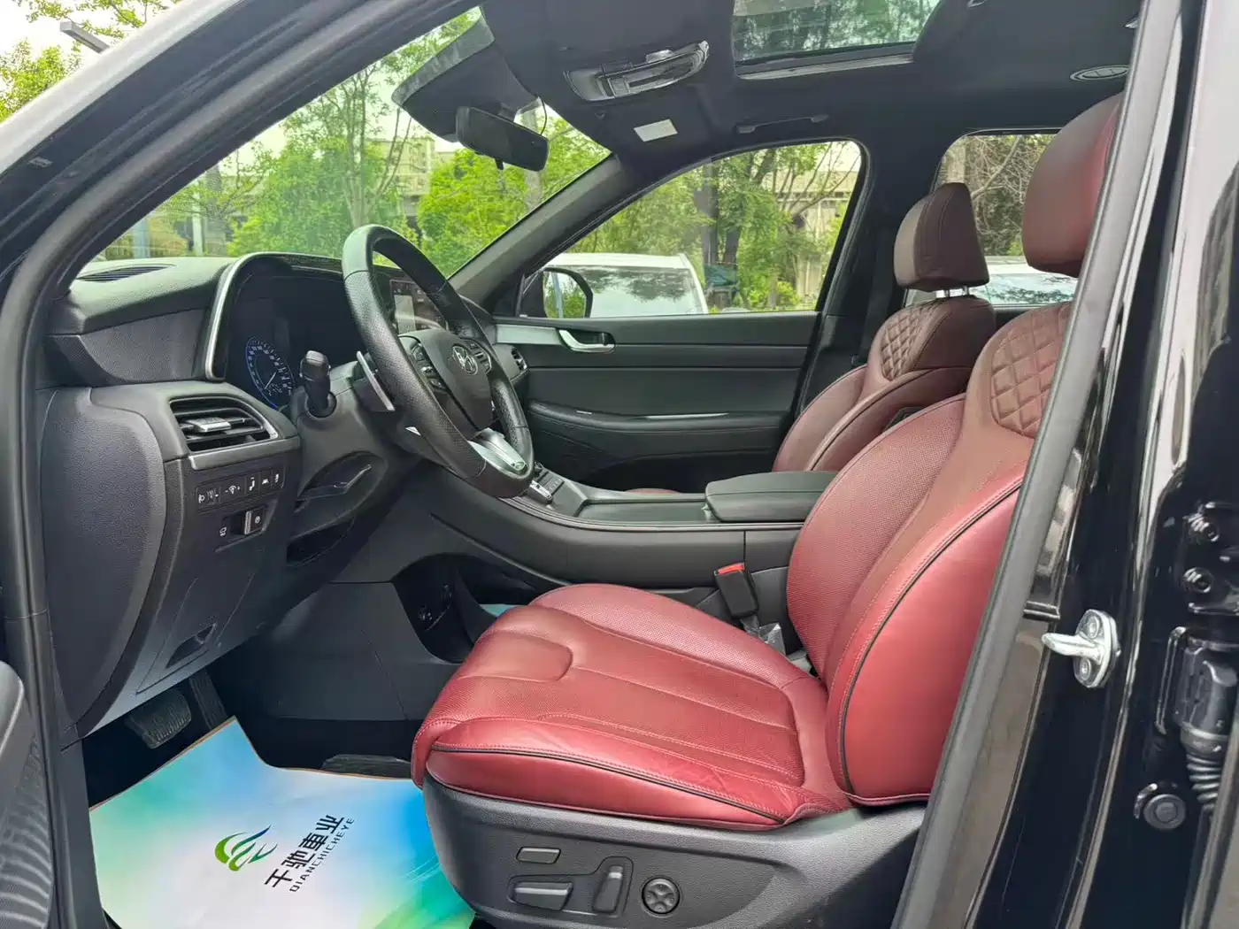 Hyundai Palisade 2021 3.5L Automatic 4WD GLS фото 6