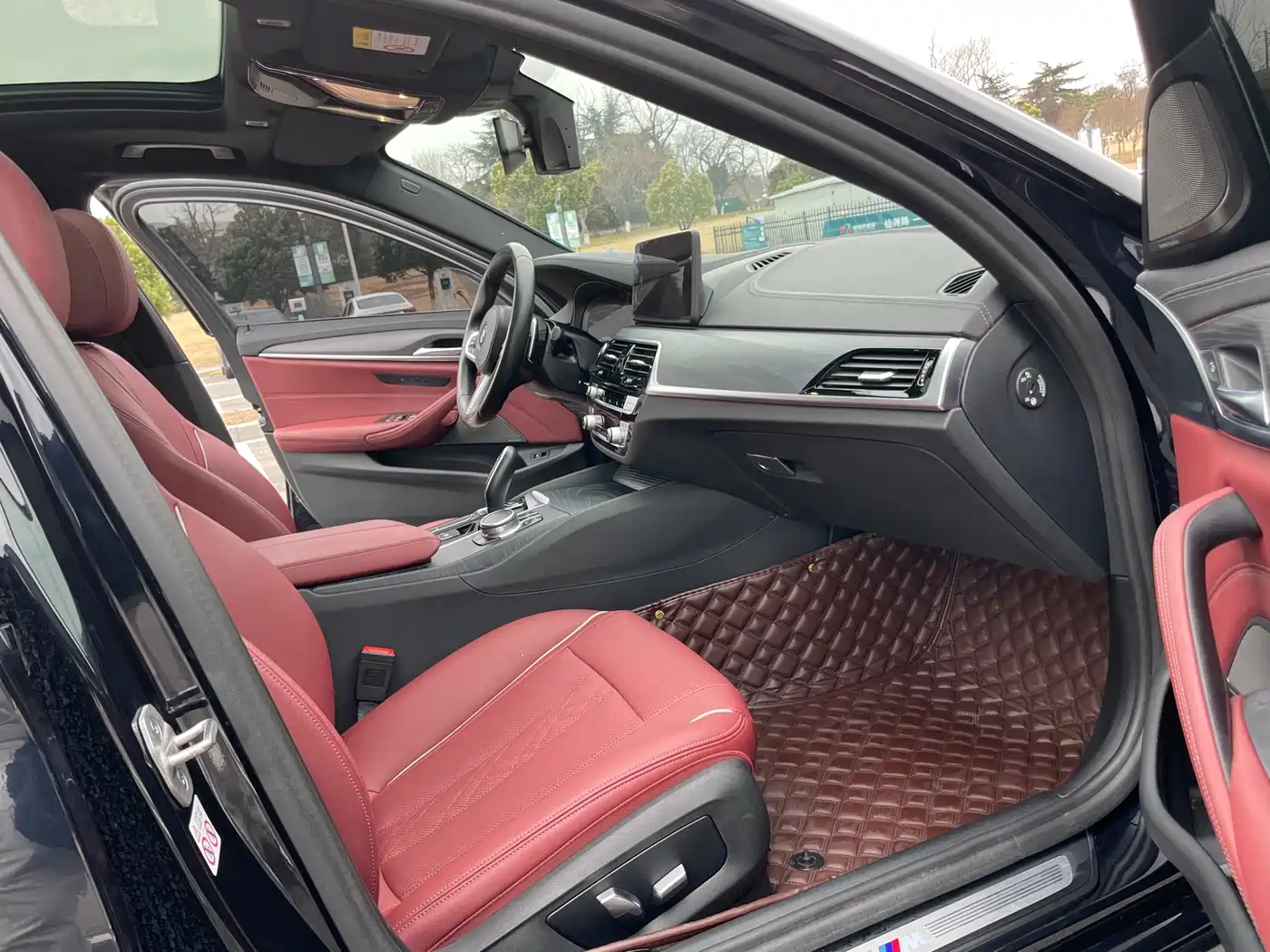 BMW 5 Series 2021 Facelift 530Li Leading M Sport Package фото 12
