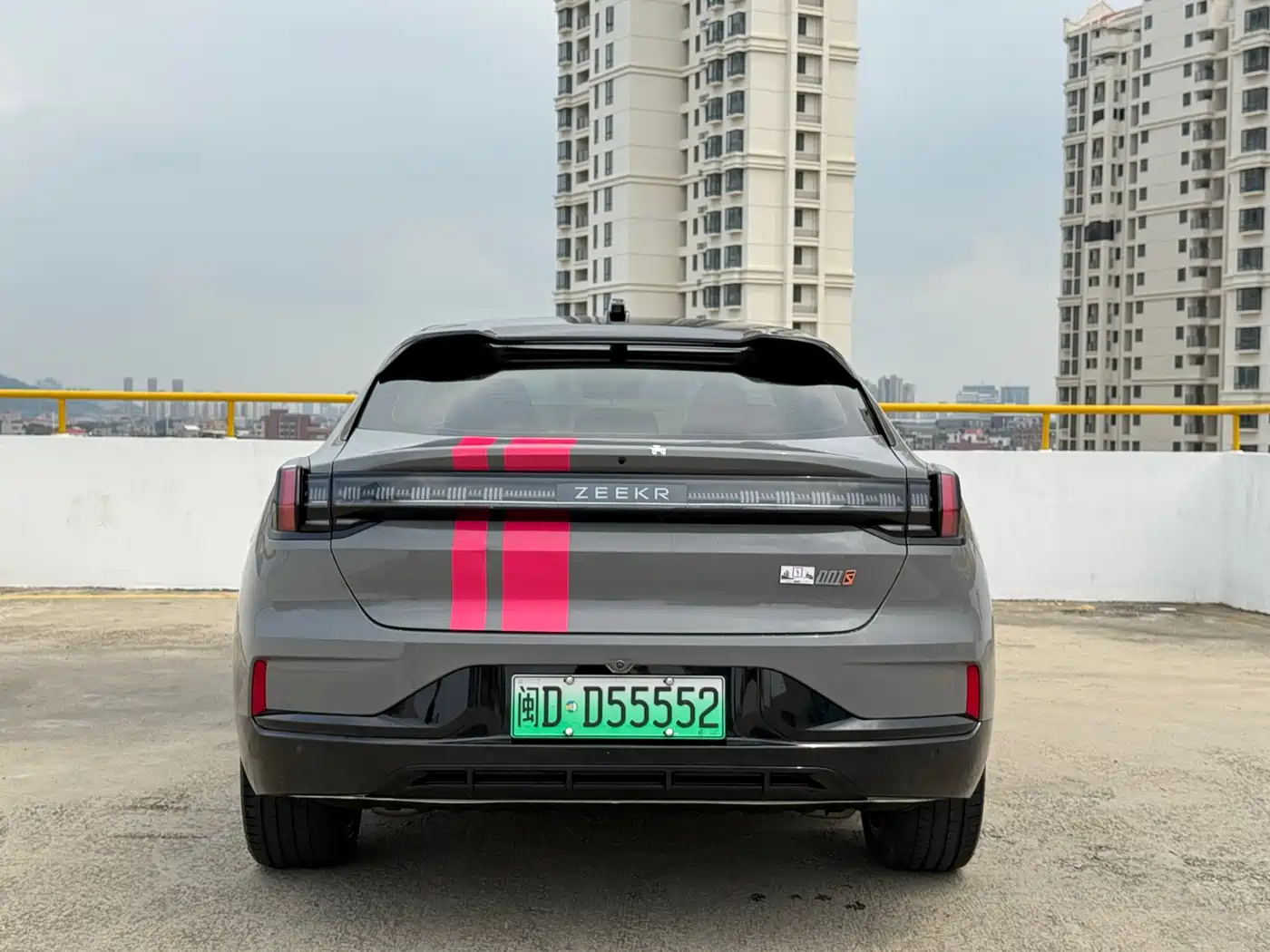 ZEEKR EXTREME KRYPTON 001