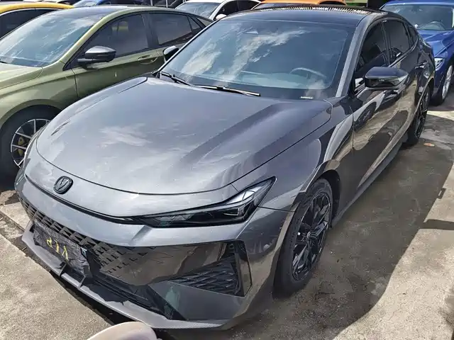 Changan UNI-V 2024
