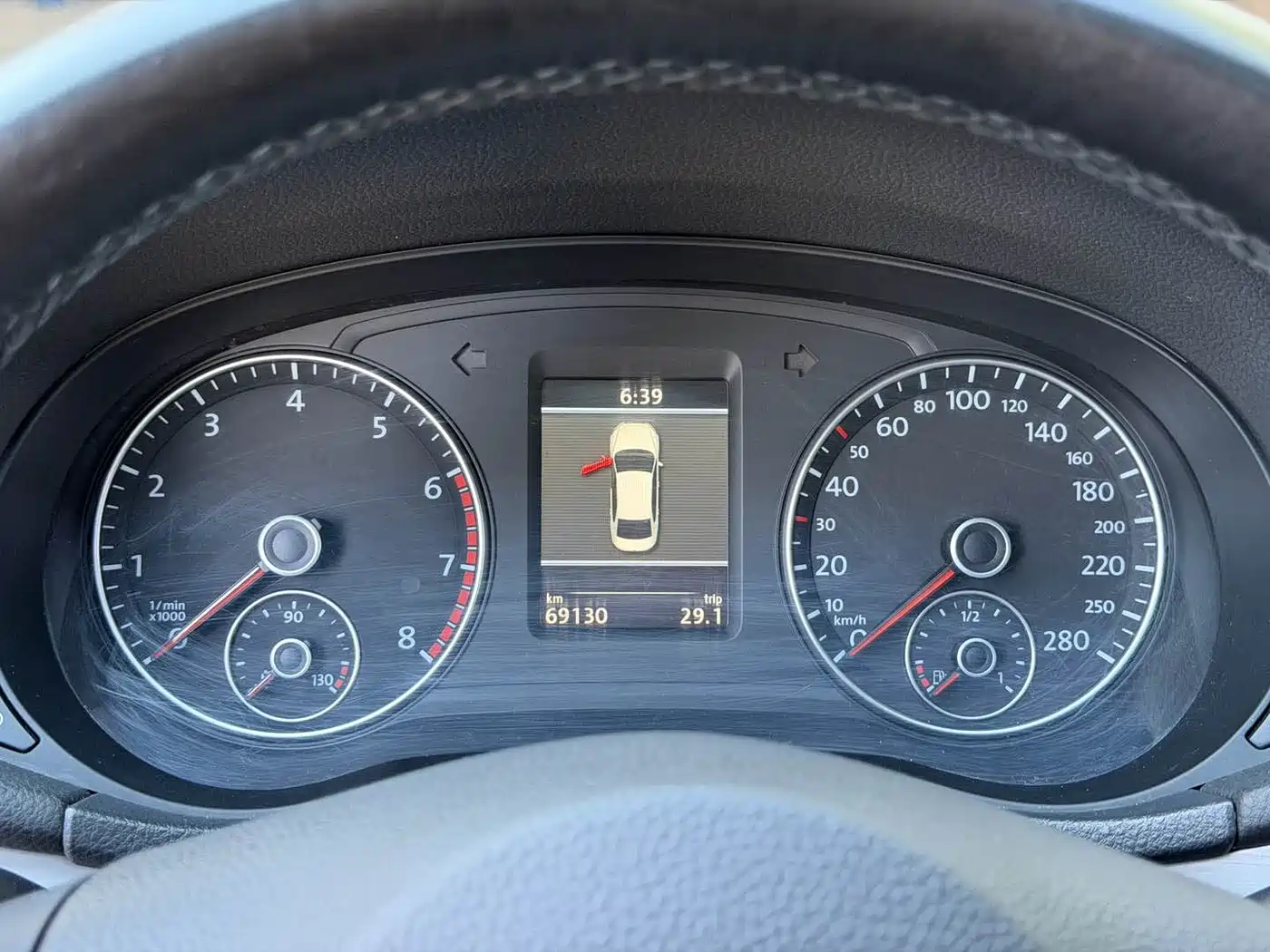 Volkswagen Passat 2014 1.8TSI DSG Executive Edition фото 17