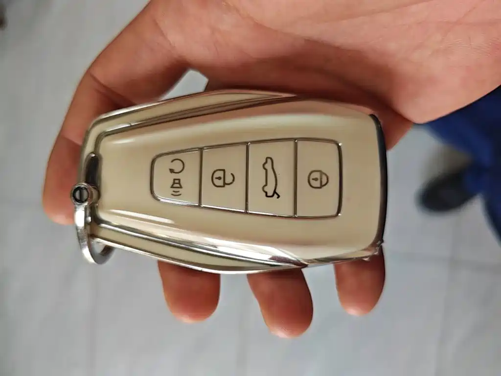 Фото 9 - Geely ICON